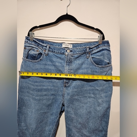 Abercrombie & Fitch‎ Jeans - Picture 3 of 6